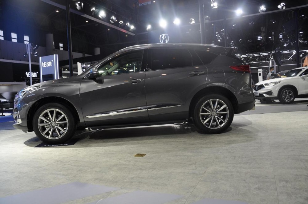 本田的高端子品牌讴歌rdx不出众的外观下隐藏着强劲的动力