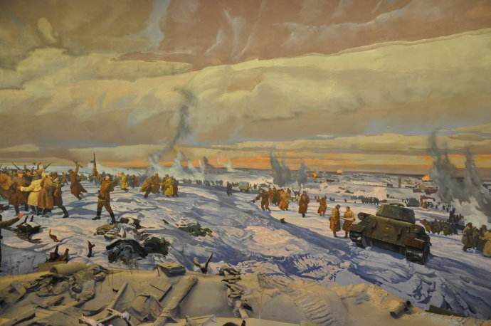 列宁格勒保卫战究竟有多惨烈?苏军被围871天,城里老鼠全被吃光