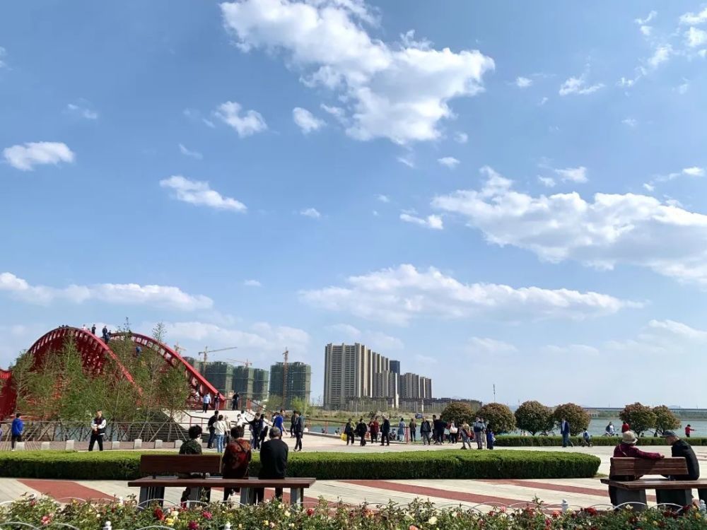 如意湖畔人气旺胶州的沙滩你去打卡了吗