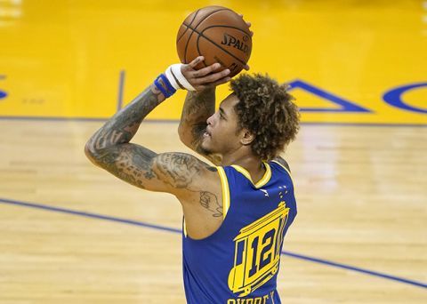 手腕韧带撕裂手掌骨折乌布雷将进行复查