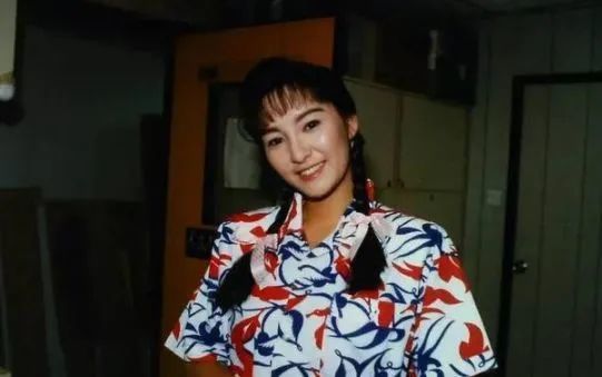 86版李莫愁的扮演者叫雪梨,原名严慧明.