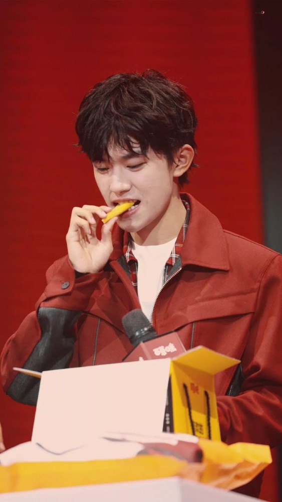 易烊千玺|95267710