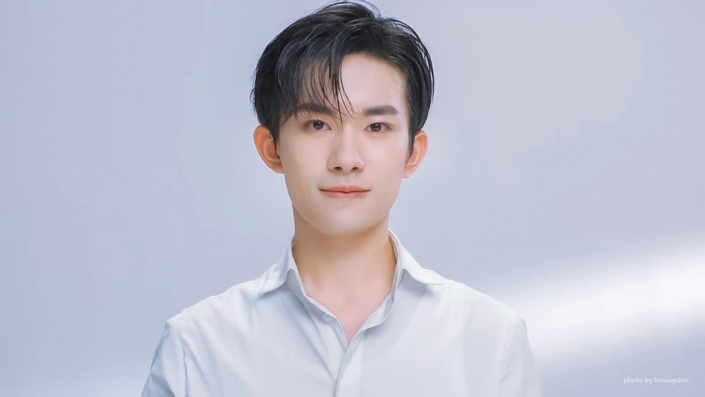 易烊千玺|95267710