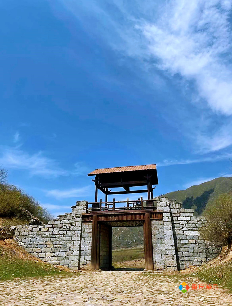 重庆小两口环游中国:被称为川西小瑞士的孟获城,体验却令人失望_腾讯