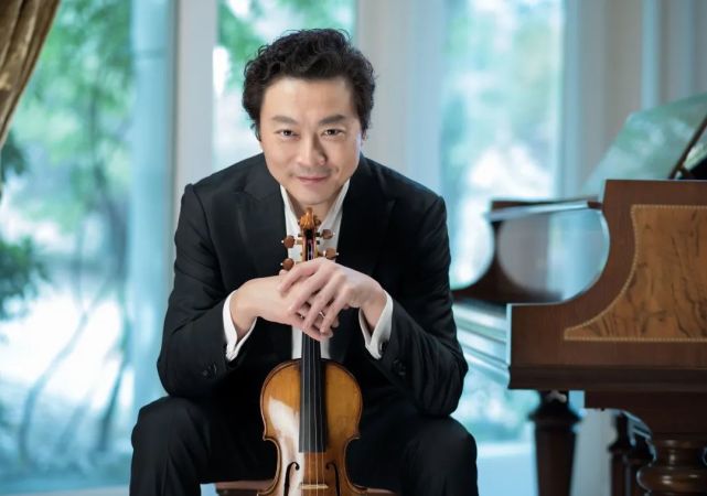 以及羽管键琴演奏家沈凡秀,青年钢琴家刘诗华,指挥家范妮,与中央芭蕾