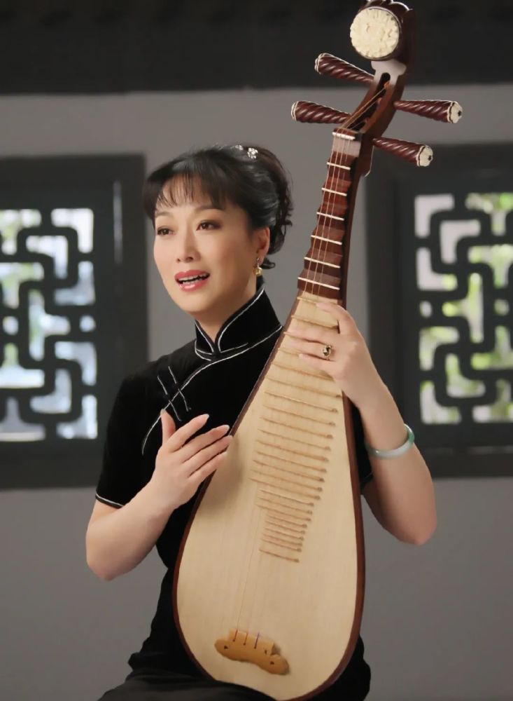 送你一支午夜玫瑰在吴侬软语里听缠绵入骨的爱恋