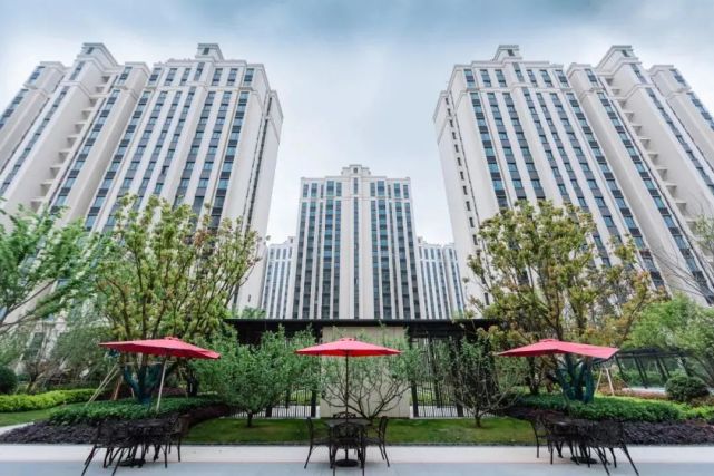 这种"现象"无不传达着南通高端改善市场的活力以及对金茂府的肯定