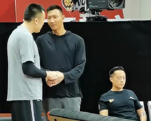 寒心韩德君老婆怒斥辽宁球迷不需要他就让他离开别这样对他