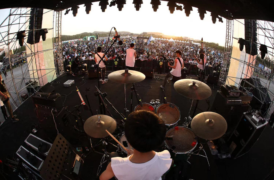 专访open乐队十七岁少年金色摇滚梦成立6年屡获冠军