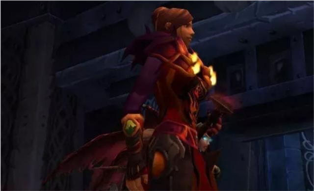 这两个在魔兽怀旧服70级也是大热门,裁缝前期各种魔焰暗纹套装,附魔