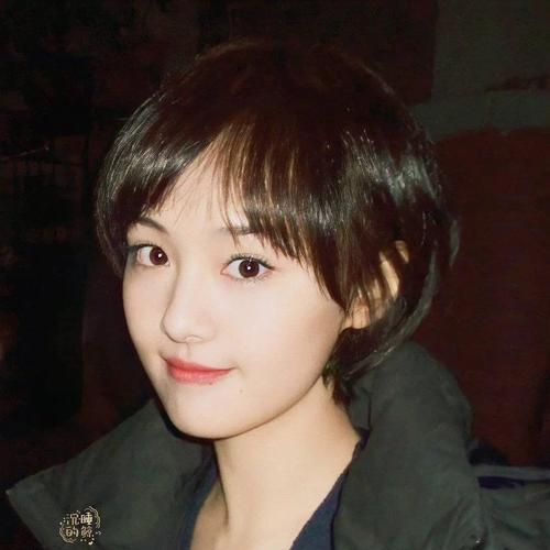 疯爽背后有疯妈登上人妖舞台献唱刘艳做梦都想当明星