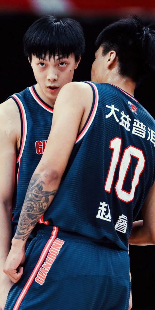 今日壁纸十一冠王广东宏远华南虎