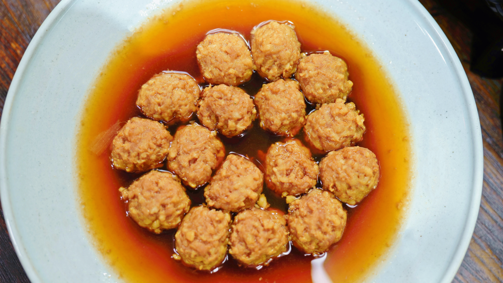 老饭骨小小狮子头,水汆非油炸,健康又美味!