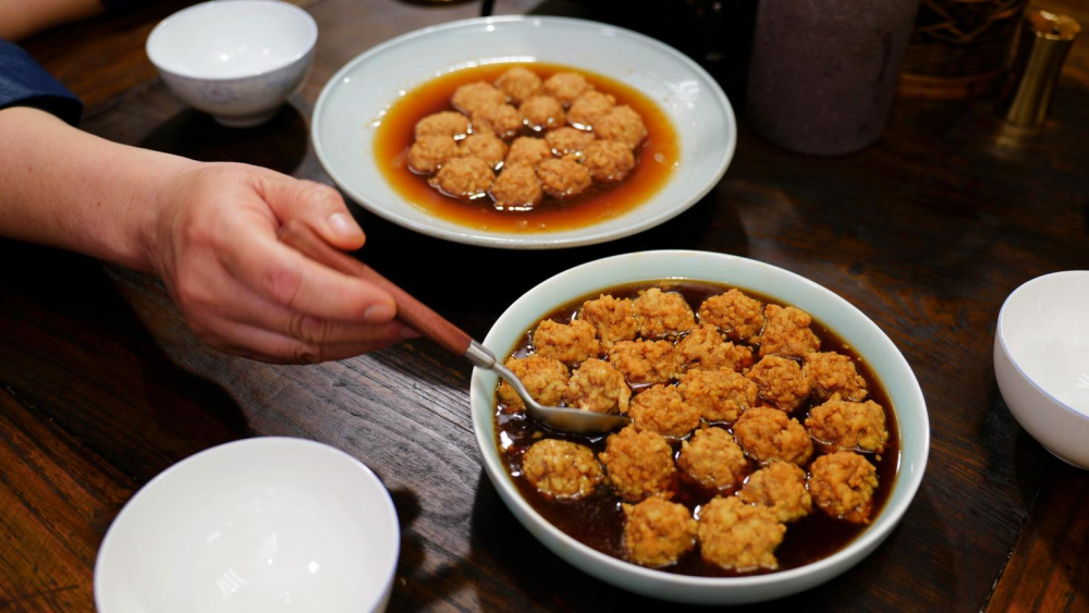 老飯骨小小獅子頭,水汆非油炸,健康又美味!_騰訊新聞