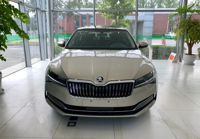 买速派的都是真正懂大众车的人2021款斯柯达速派上市