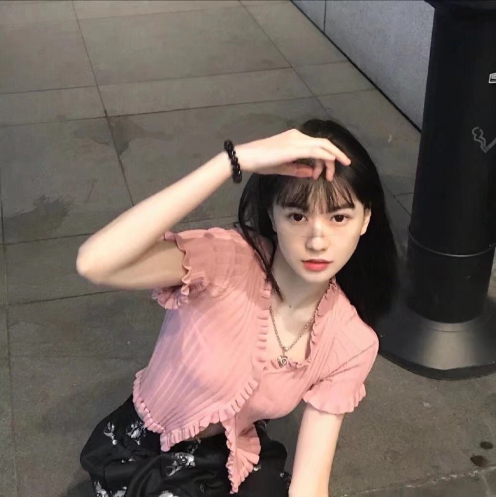 头像看前面有光也有新的人