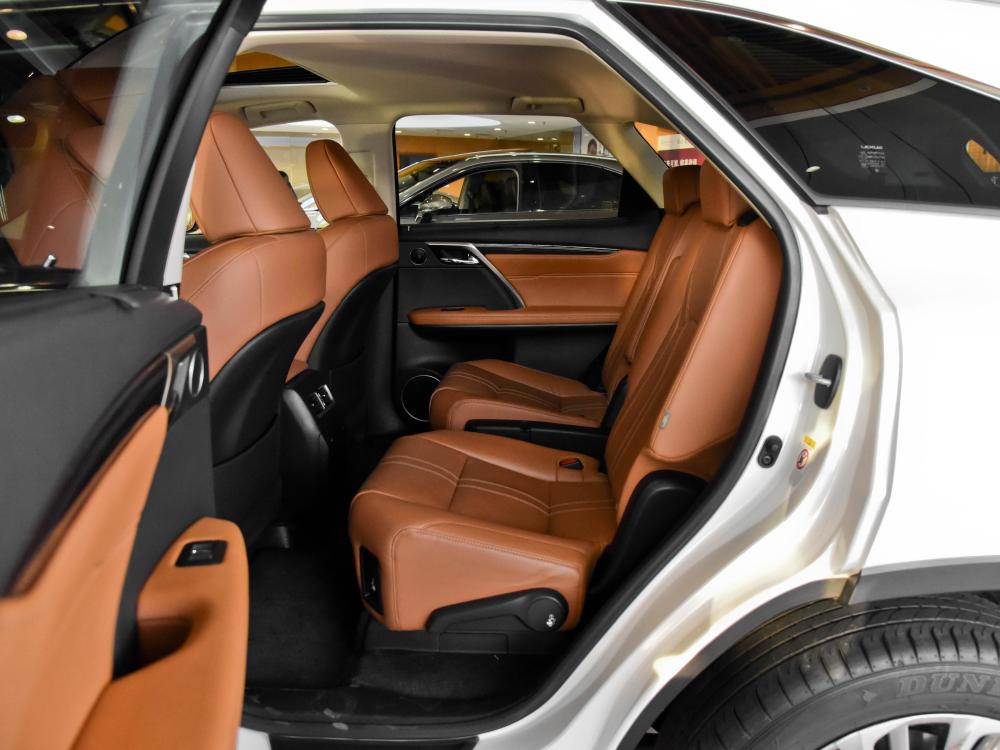 空间有优势,油耗低,保养便宜,实拍雷克萨斯rx