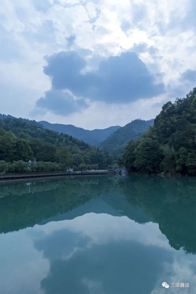 贛江邊上的明珠道教第十七小洞天的玉笥山