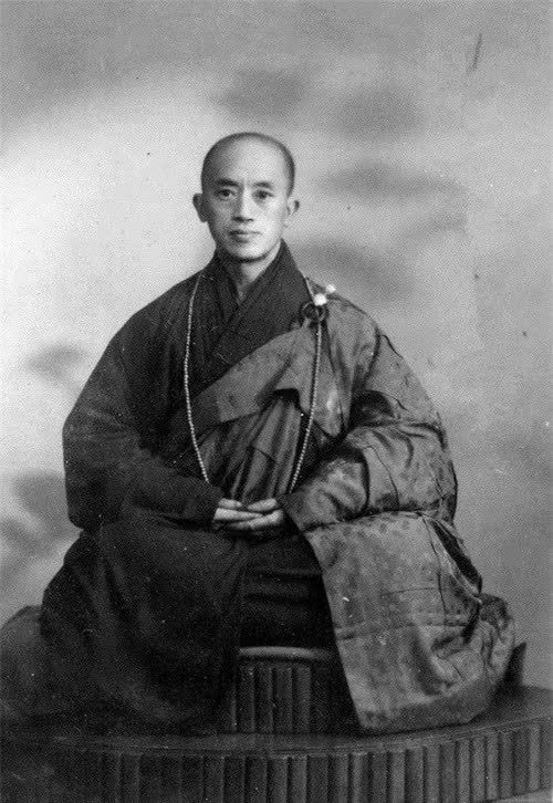 少林寺最出名的只有虚云老和尚,海灯法师,释永信三人,虚云老和尚自不