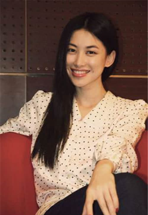 朱珠:连续8年入选全球百美,与法拉利副总裁恋爱,她有何魅力?_腾讯新闻