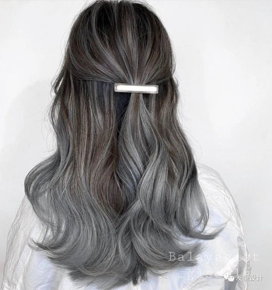 烟灰色,时尚色.