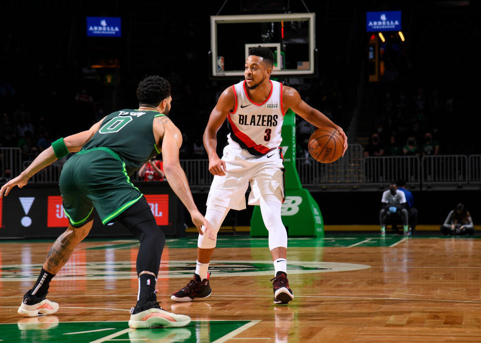 北京时间5月3日,nba常规赛继续进行,波特兰开拓者客场挑战波士顿