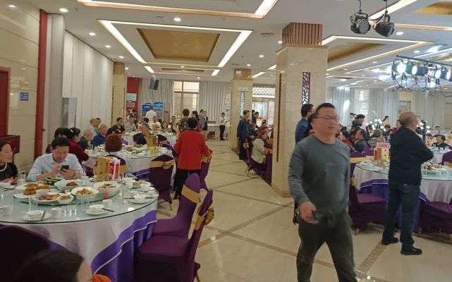 "五一"假期,安康各酒店爆满,夜间经济热!热!热!