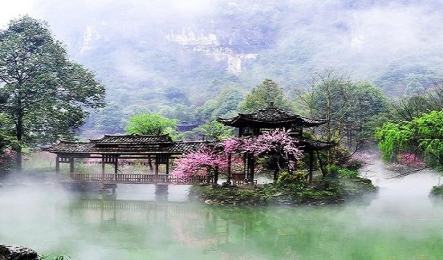 受雷雨天气影响酉阳桃花源景区今起闭园