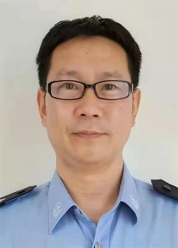 桐柏县刑警大队队长图片