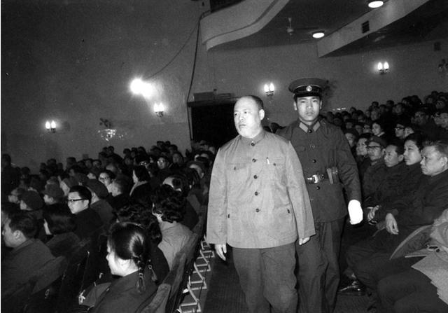 姚文元走出秦城后在湖州定居每月有4000元养老金