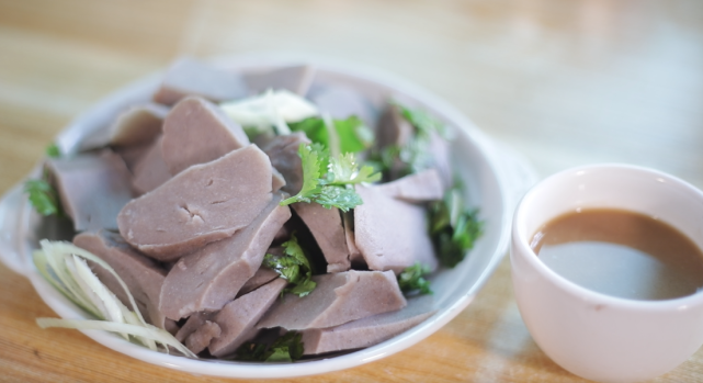 嗨吃深泽高庙扒糕