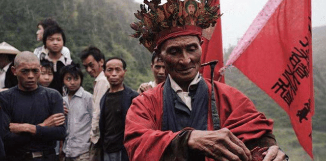 湘西居民田铁武就成功的通过了这次考核,跟随自己的师父学习武术,决心