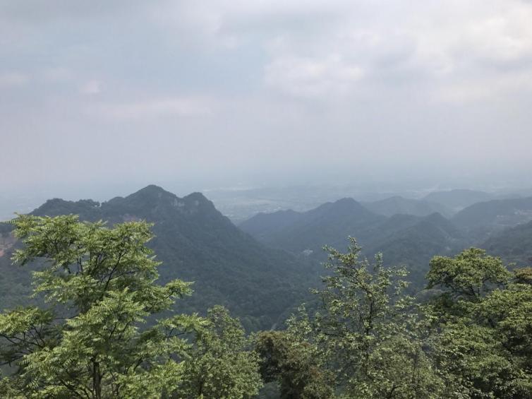 金城山森林公園閬中古城南充,北接秦巴山脈,西連成都平原.