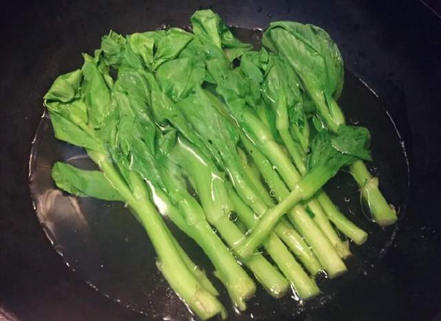 人甚至作了一個段子廣東人都去寧夏種菜心去了,寧可食無肉不可無菜心