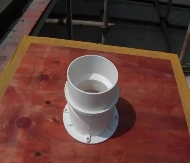 止水节:解决卫生间管道根部渗