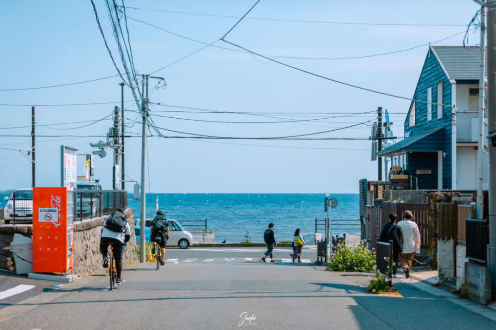 今日份的经典歌词 夏日限定背景图 腾讯新闻