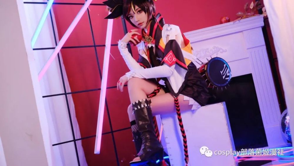 cos原神辛焱cos正片软软酱