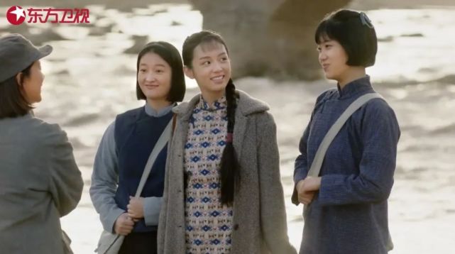 今晚19:30《啊摇篮》开播,海清李泽锋加入"带娃群",用生命守护革命"