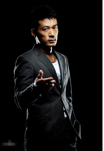 著名演员谭凯演了长达10年配角偶然的一次演戏还成全剧经典