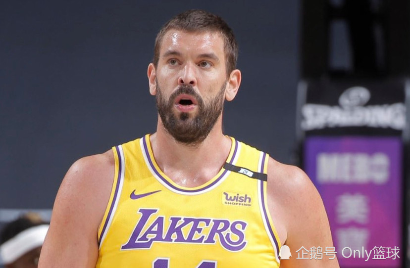 湖人名宿詹姆斯沃西称赞小加:他跟他哥哥一样,非常关心球队!