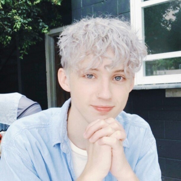 头像分享戳爷篇在线狙心