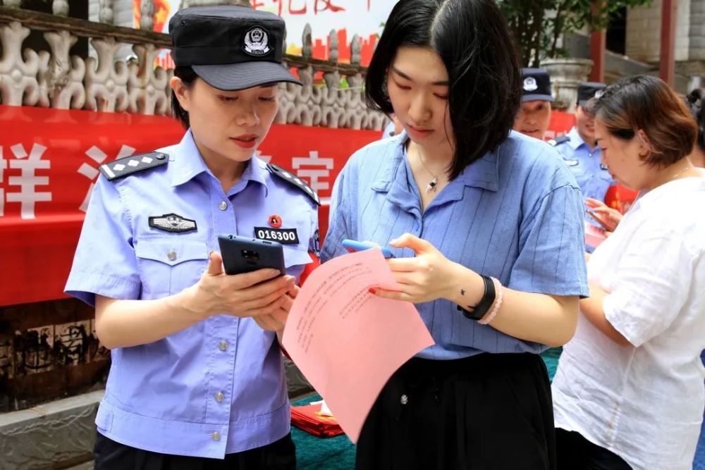 最新打卡地坡子街派出所火了