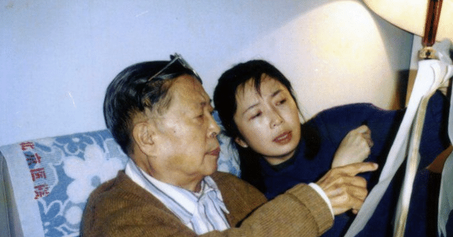 1961年,赵青结婚,新郎不是陈明远,多年后他们却得以圆满