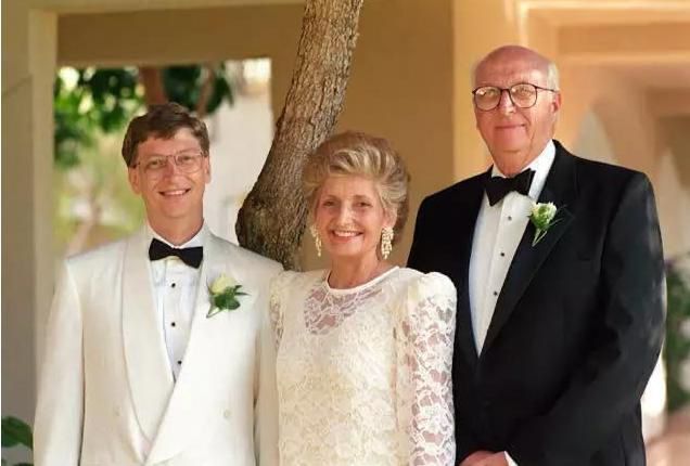 玛丽·盖茨|比尔·盖茨|史蒂夫·鲍尔默|埃德·罗伯茨|保罗·艾伦