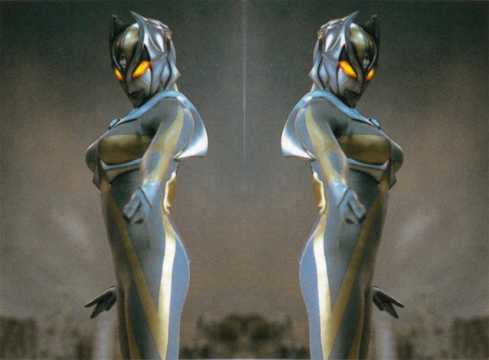 迪迦和卡蜜拉为何同时封神一看身材秒懂至今也没人超越卡蜜拉