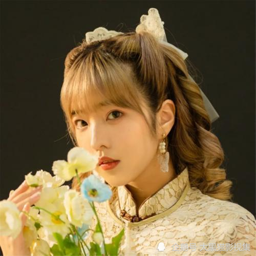 万小七热度反超郝一点连林锡也跟她拍情侣视频郝一点自己带出来的情敌