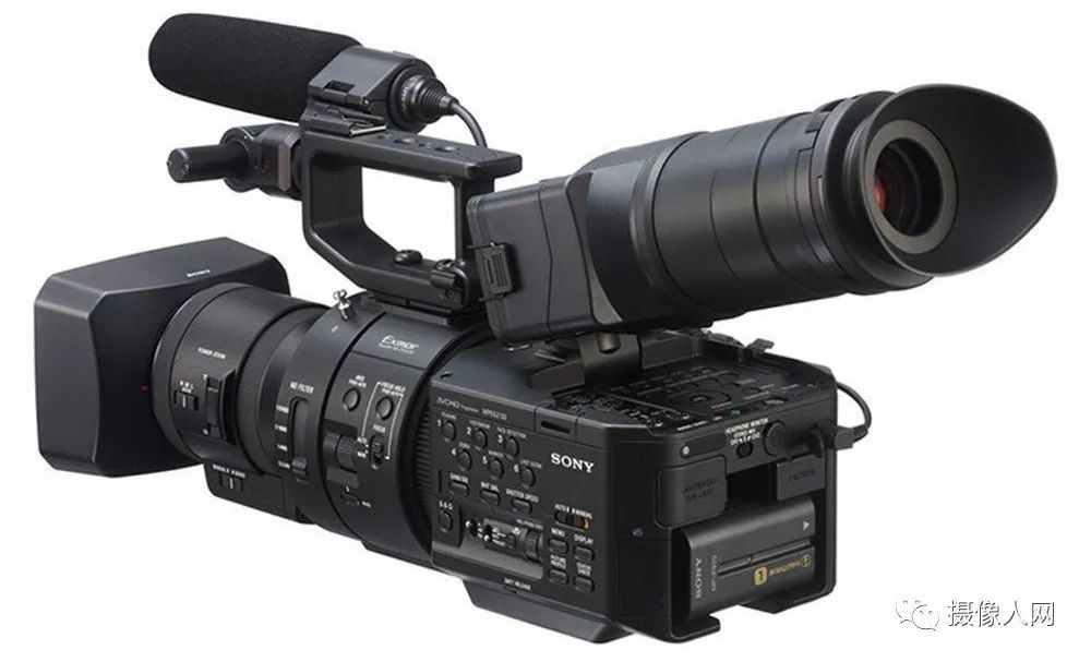 很丑但很强大的nex-fs700而在当时,无论是vg系列还是fs系列,索尼官方