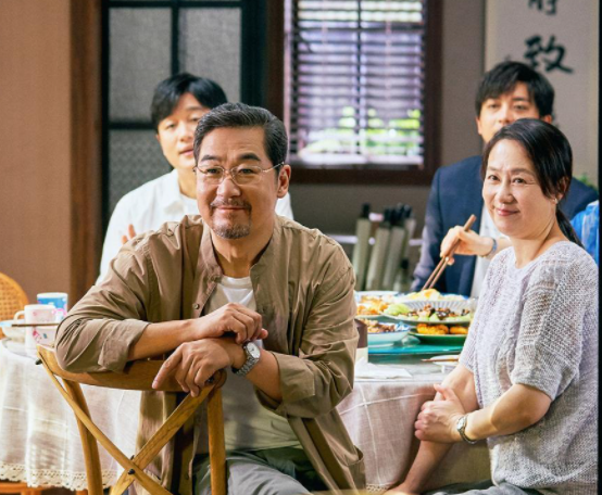 《小舍得》结束了,剧中南建龙和现任妻子蔡菊英幸福