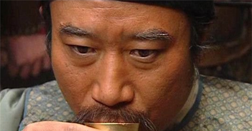 "外写密书,送与蔡太师,童枢密,杨太尉,烦为商议,教太师奏过天子,沿途