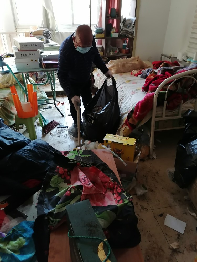 老人室内异味屡遭投诉这件接诉即办为啥持续了两年多